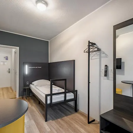 Otel A&o Hauptbahnhof