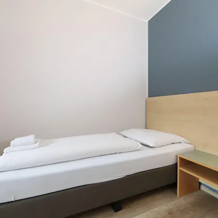 Hotel A&o Hauptbahnhof 2*