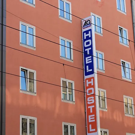 Hotel A&o Hauptbahnhof 2*