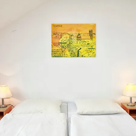 Otel A&o Hauptbahnhof 2*