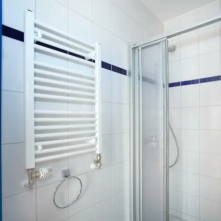 Hotel A&o Hauptbahnhof 2*