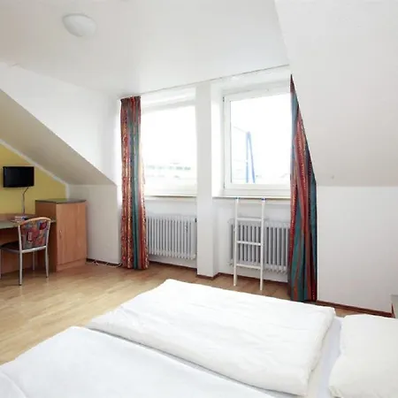 A&o Hauptbahnhof Hotel 2*