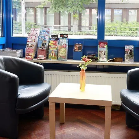 Hotel A&o Hauptbahnhof 2*